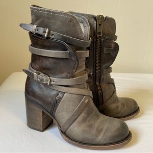 Freebird Baker Boots, size 8. Color: Stone.
